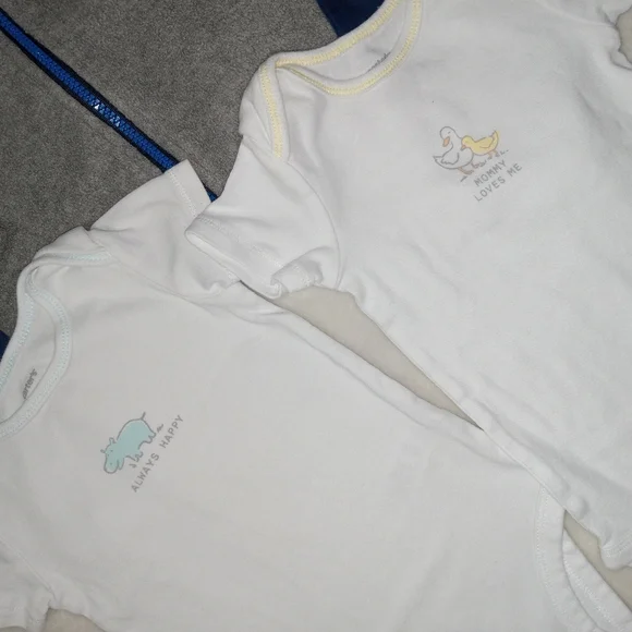 Carter's 5pc Bundle 12M - Picture 3 of 4